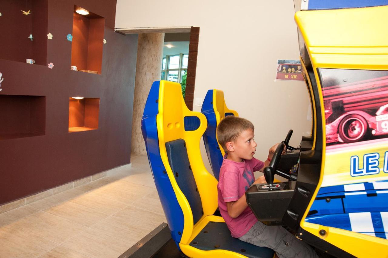 Jeravi Club Hotel Primorsko Dış mekan fotoğraf