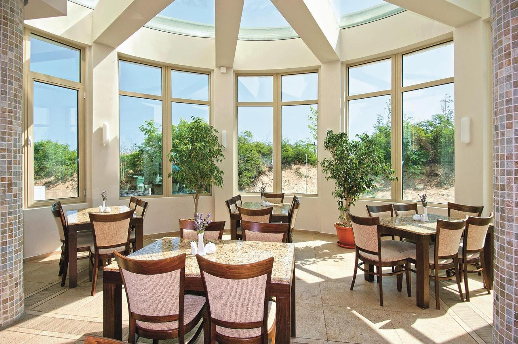 Jeravi Club Hotel Primorsko Dış mekan fotoğraf