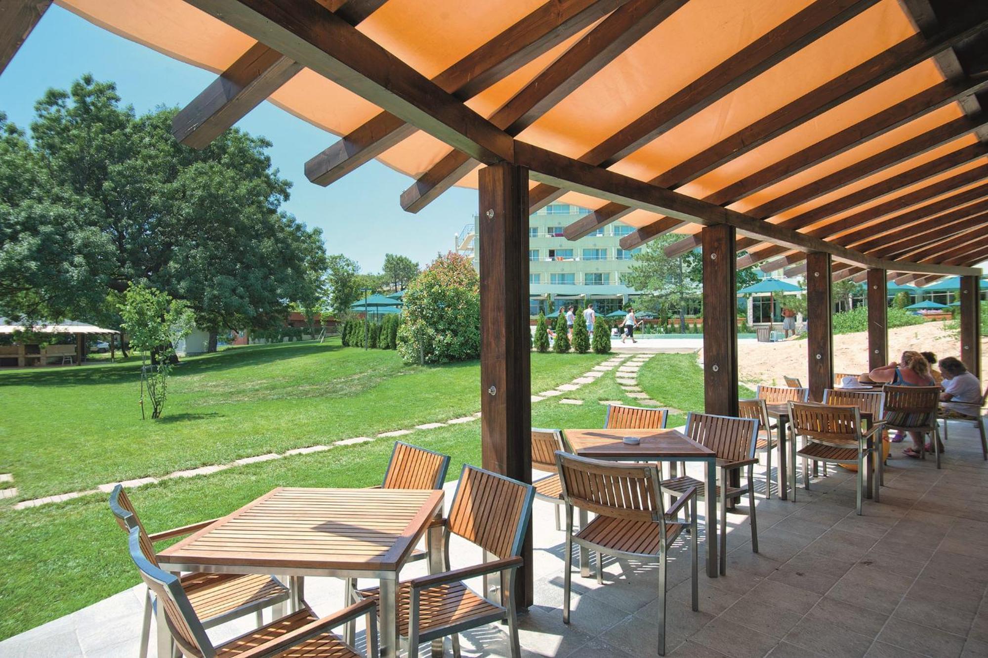 Jeravi Club Hotel Primorsko Dış mekan fotoğraf